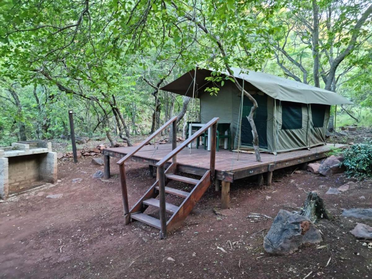 Waterfall Safari Lodge Winterkamp Bagian luar foto