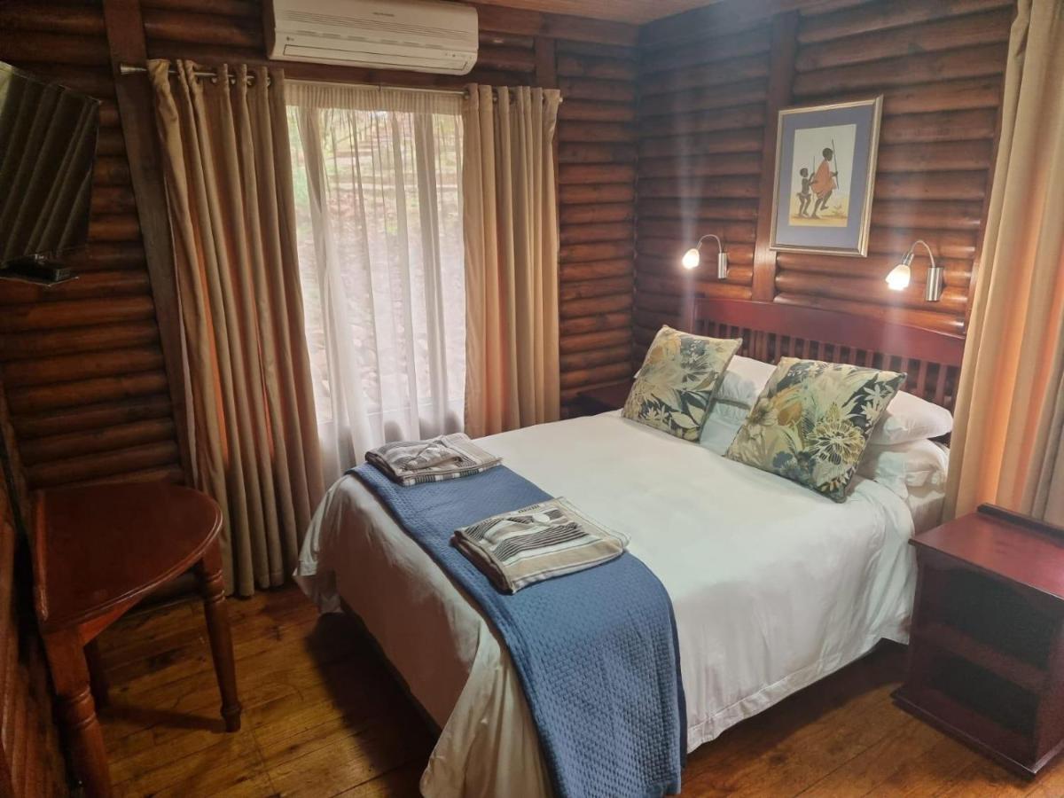 Waterfall Safari Lodge Winterkamp Bagian luar foto