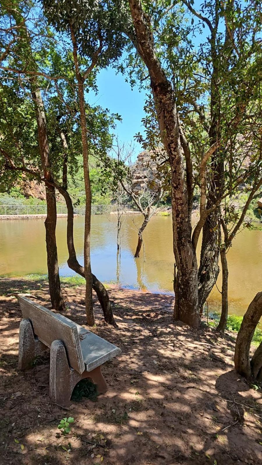 Waterfall Safari Lodge Winterkamp Bagian luar foto